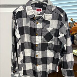 Wrangler Black and White Checkered Shirt